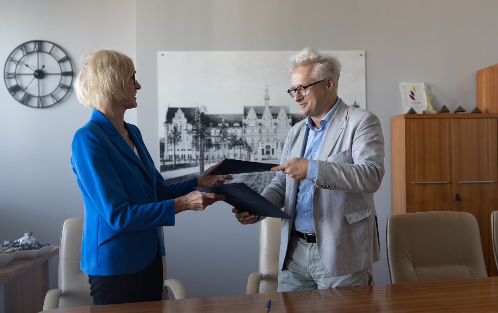 średnie przedsiębiorstwa